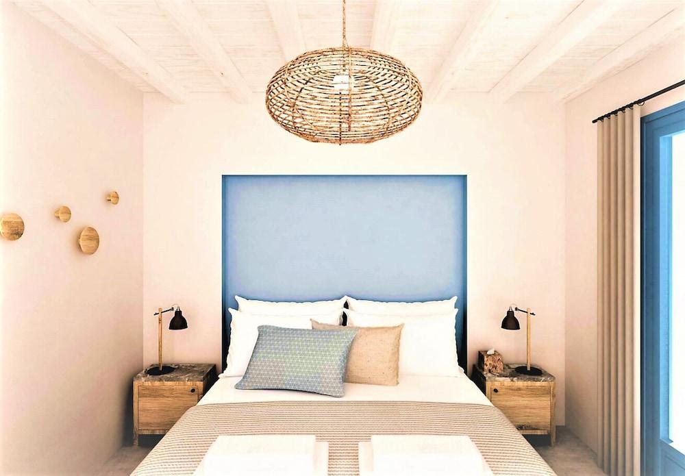 Serifos Blue Ramos